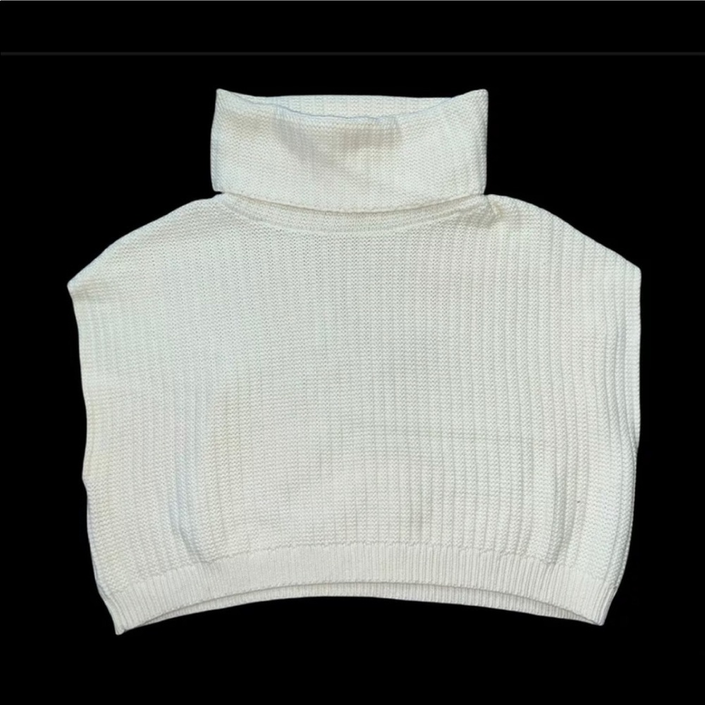 NWOT Free People white cropped sleeveless turtleneck